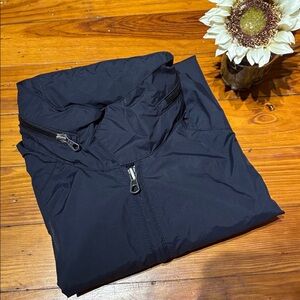 🛍️ GAP Men's windbreaker